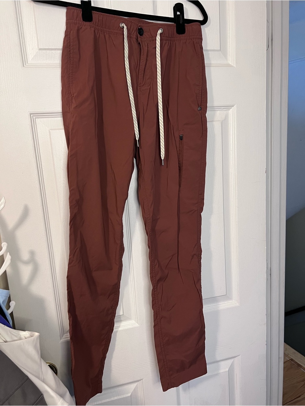 #464 Vuori Ripstop Climber Pants Men’s XS Rust Brown Performance Travel Pant EUC